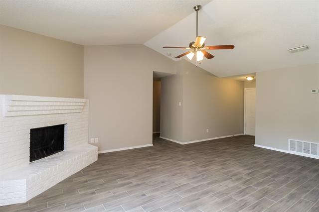 Foto del edificio - 6637 N Park Dr