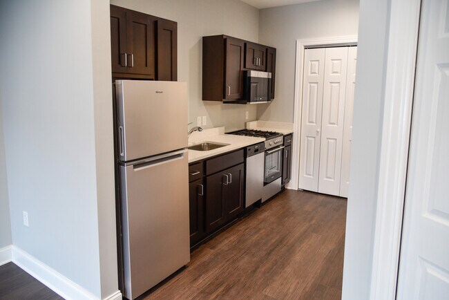 New appliances - 505 Ellicott St