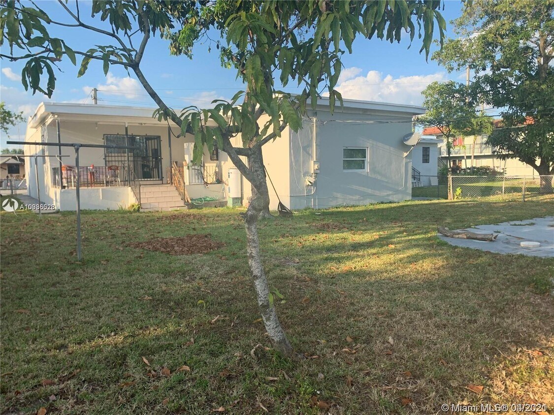 50 W 33rd St, Hialeah, FL 33012 House for Rent in Hialeah, FL