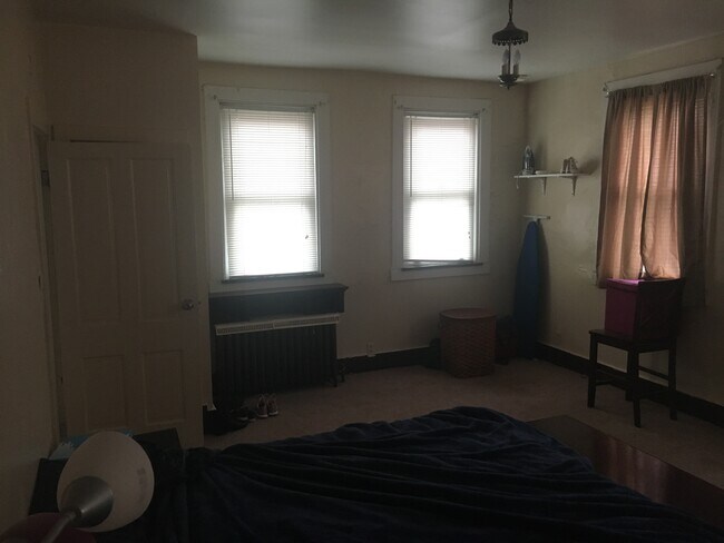 Dormitorio n.º 1 - 53 S 18th St