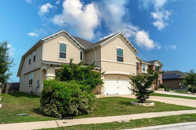 Building Photo - 17408 Casanova Ave