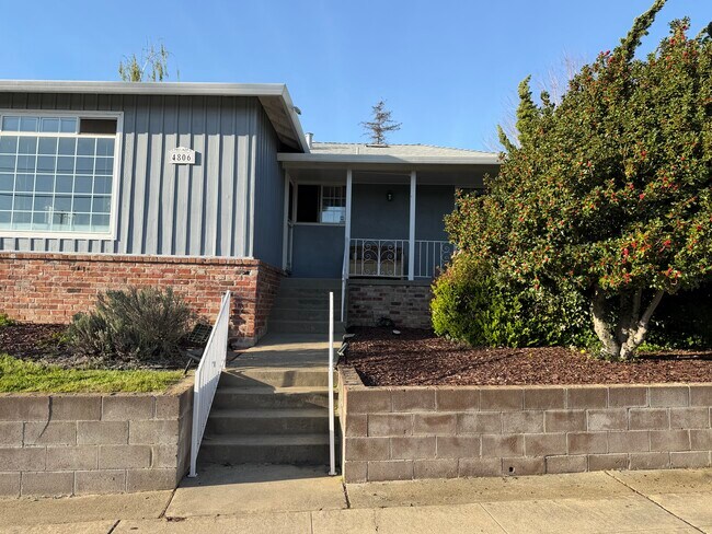 Foto del edificio - 4806 Lodi Way