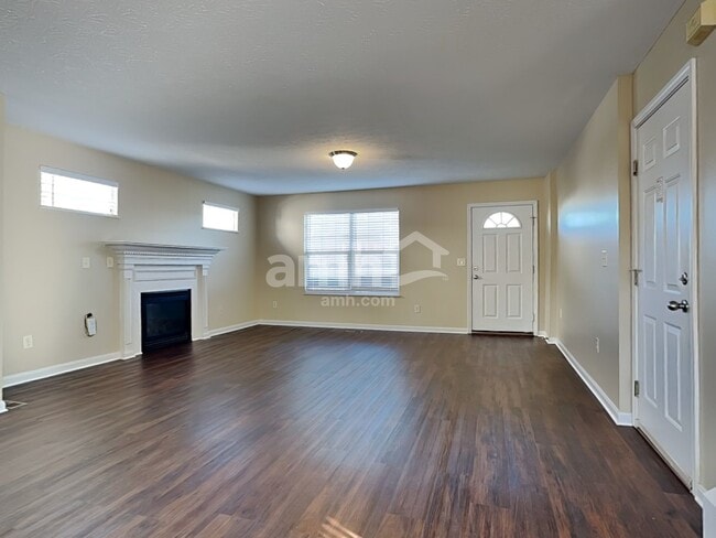 Foto del edificio - 2537 Keller Ct