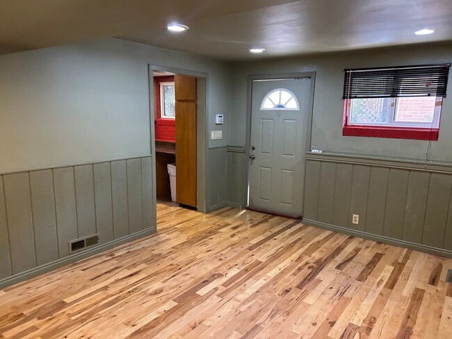 Building Photo - 4055 S 1610 E