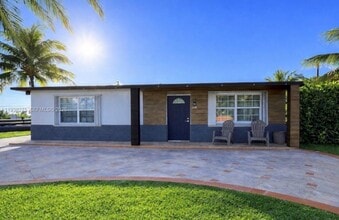 Building Photo - 2671 NW 87th Ln