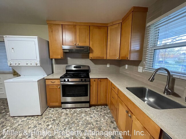 Building Photo - 3 br, 1 bath House - 529 Clifton Ave