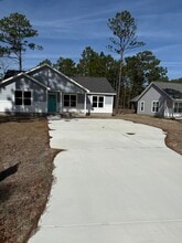 Building Photo - 649 Prospect Rd