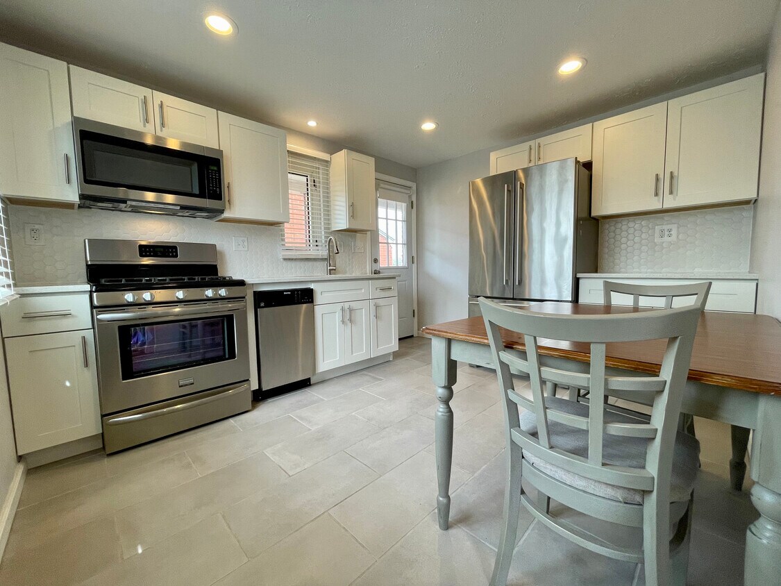 111 Knox St, Bridgeville, PA 15017 House Rental in Bridgeville, PA