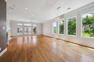 Building Photo - 6830 Staffordshire Blvd