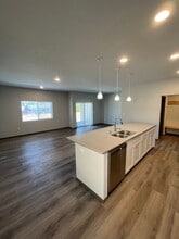 1312-1314 E Farwell Rd