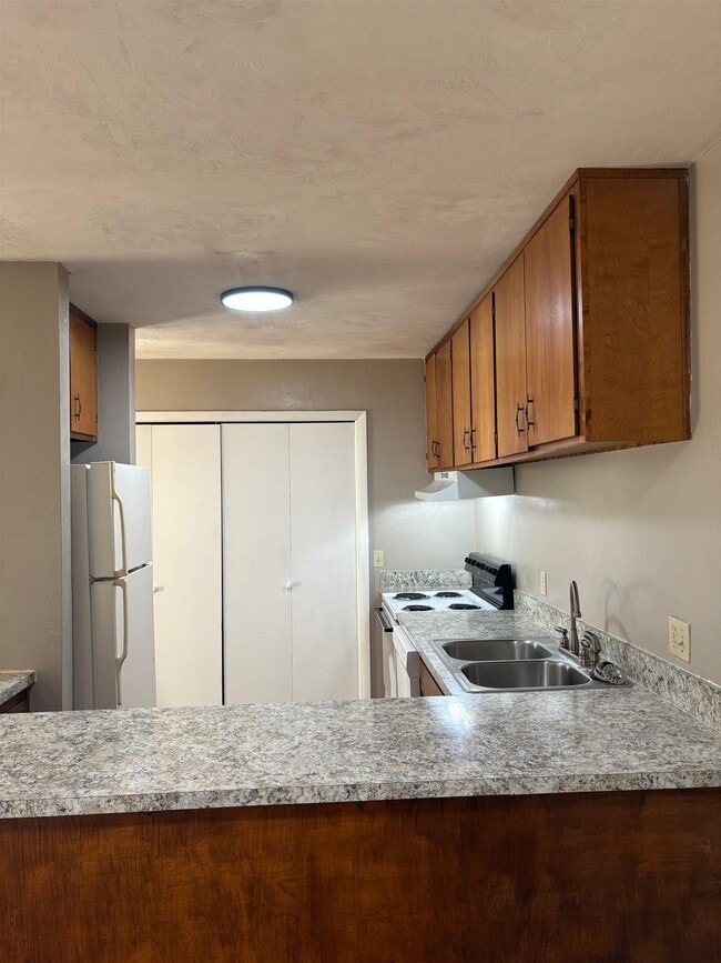 Foto del edificio - 2691 North Point Ct