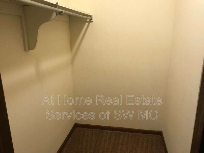 1919 Bellerive Dr, Nixa, MO 65714 Condo for Rent in Nixa, MO
