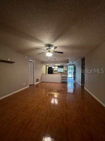 Foto del edificio - 2458 Sable Dr