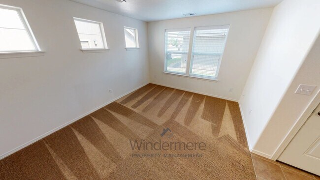 Building Photo - marj208