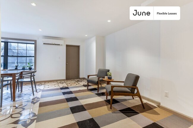 Foto del edificio - Functional ROOM at The Upper Manhattan House