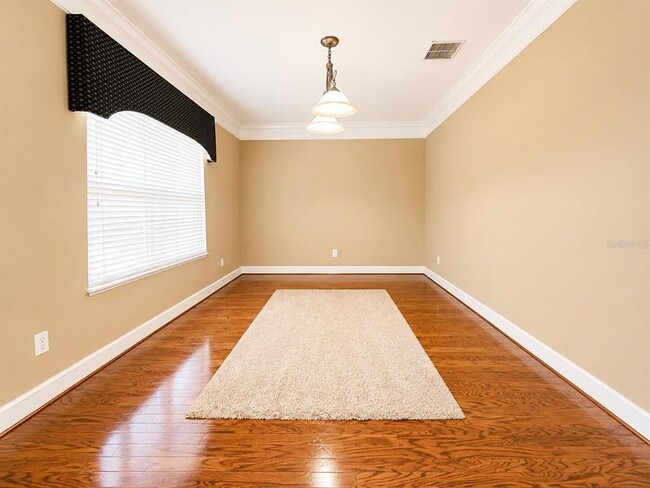 Foto del edificio - 8650 Tara Oaks Ct
