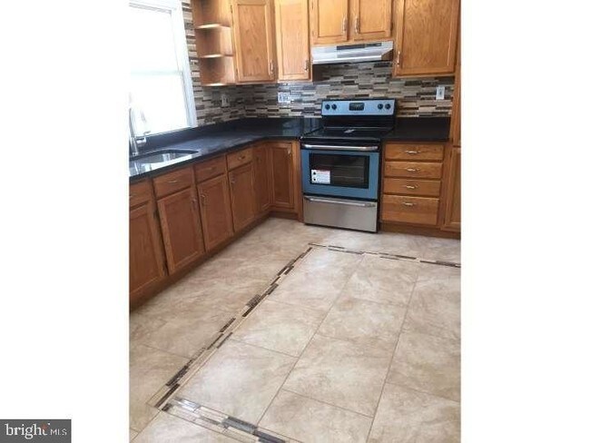 Building Photo - 6 Georgia Terrace