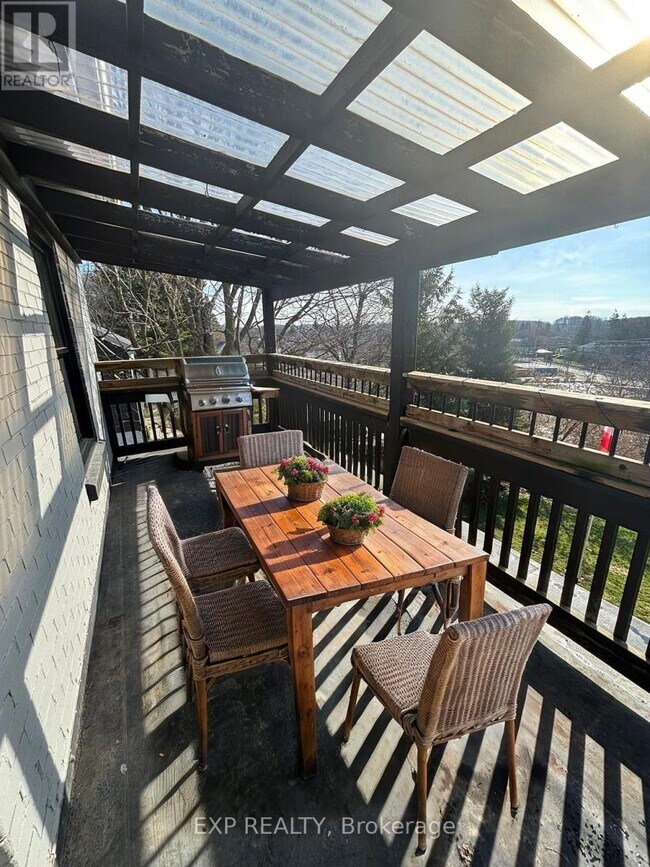 Photo du bâtiment - 12 Benjamin St