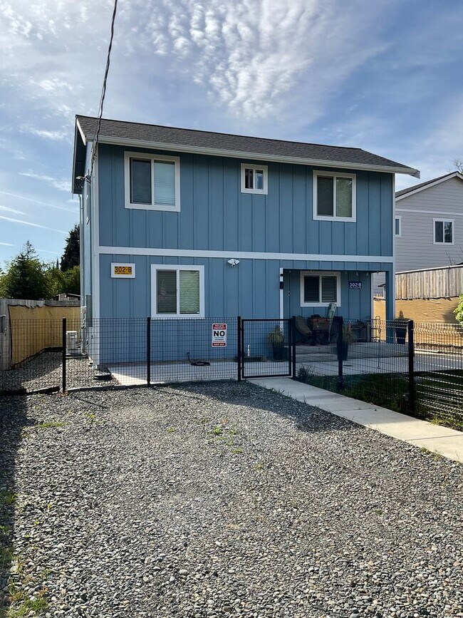 302 Van Trump Ave NE, Yelm, WA 98597 House Rental in Yelm, WA