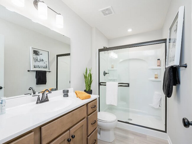 Foto del edificio - 474 Glenhaven Wy