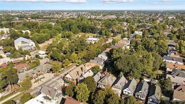 Foto del edificio - 10 Russell St