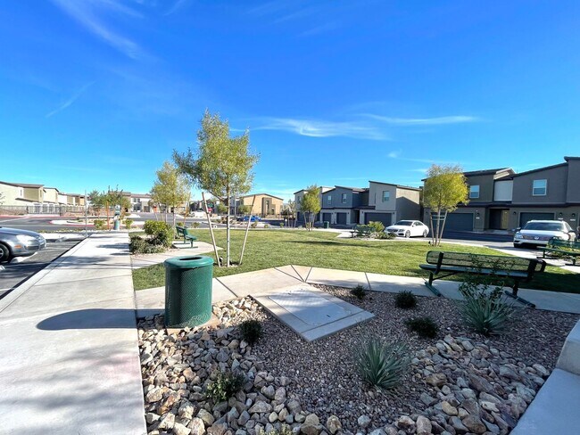 Foto del edificio - Wonderful 2-story, 3-bed, 2.5-bath home