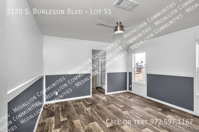 Building Photo - 2120 S Burleson Blvd