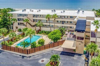 Building Photo - 1101 S Miramar Ave