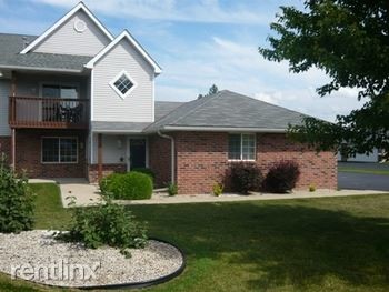 Primary Photo - 2 br, 2 bath Condo - 160 W Aspen Ct