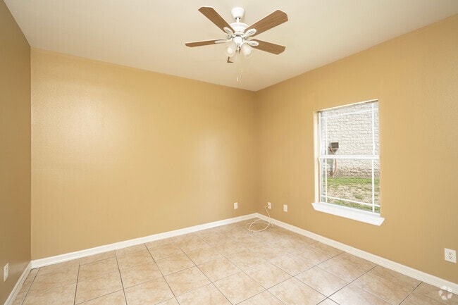 2BR, 1BA - 975SF Primary Bedroom - Pike Plaza