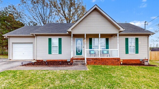 Foto del edificio - 2553 Hillingdon Dr
