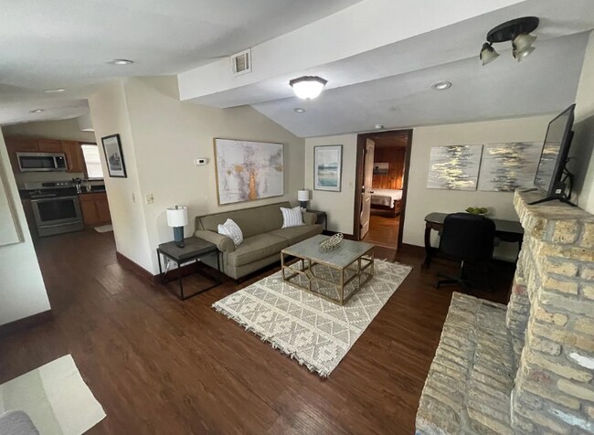 Foto del edificio - 3007 E Brainerd St