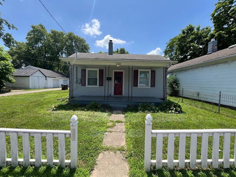 Foto principal - 2108 Arlington Ave
