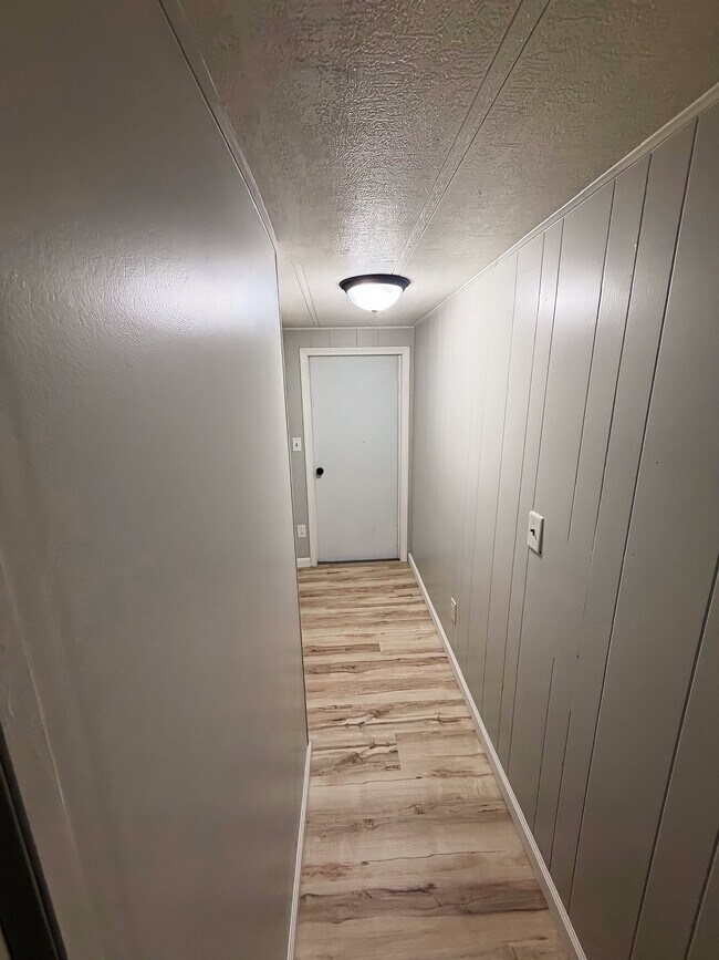 Foto del edificio - 43 Deerwood Park