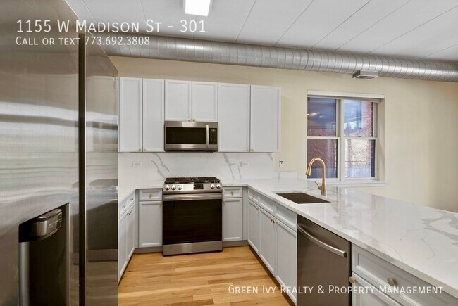 Building Photo - 1155 W Madison St