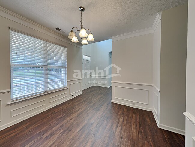 Foto del edificio - 7511 Wilkins Terrace Dr