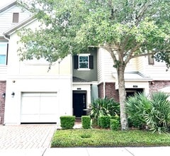 Building Photo - 1043 Taramundi Dr