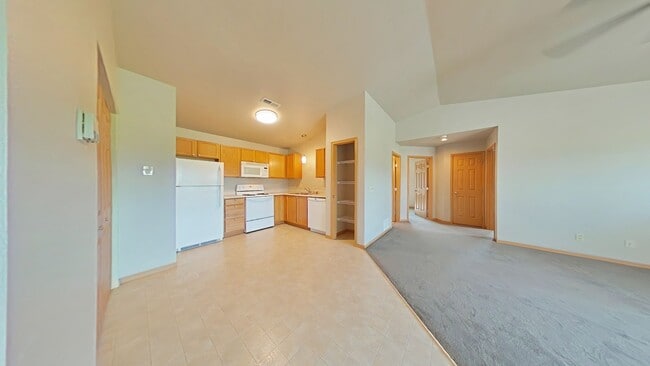 Foto del edificio - 3505D Fallon Dr