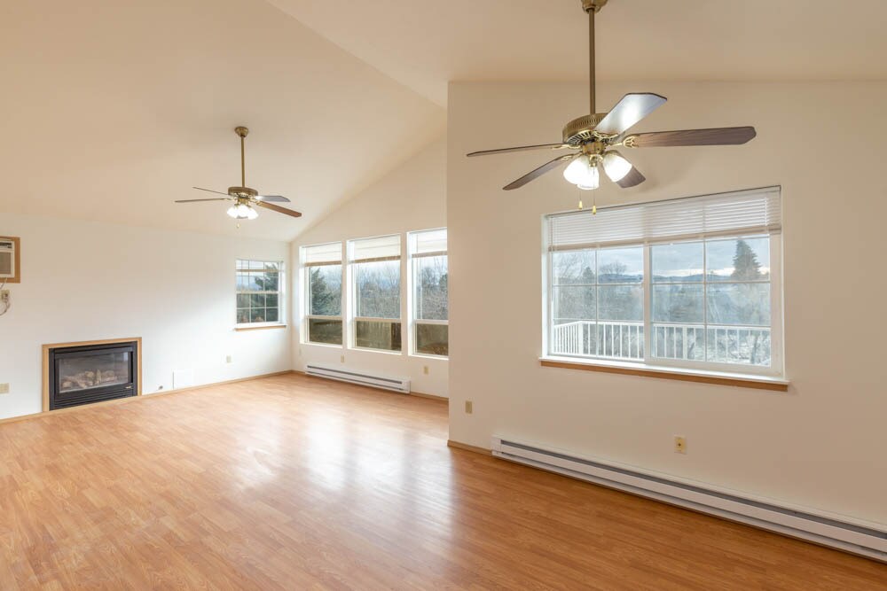 2555 E Upriver Dr, Spokane, WA 99207 Townhome Rentals in Spokane WA