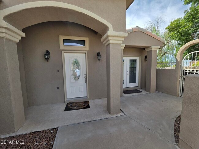 Foto del edificio - 7346 Gulf Creek Dr