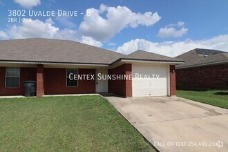 Building Photo - 3802 Uvalde Dr