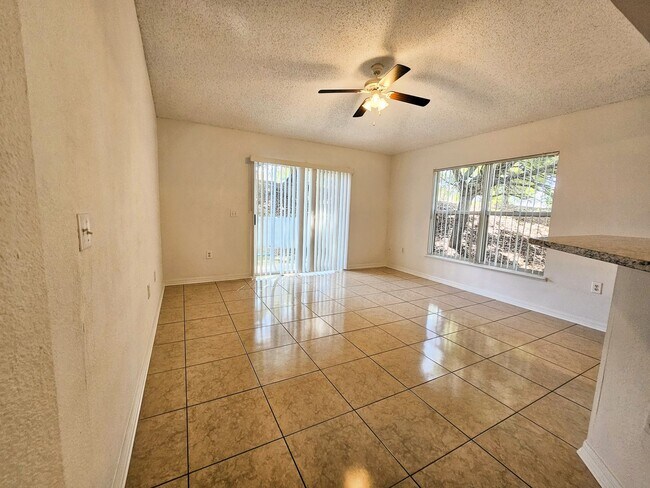 Building Photo - 921 Bristle Cone Ct