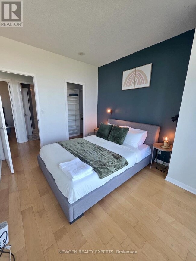 Building Photo - 185 Legion Rd N