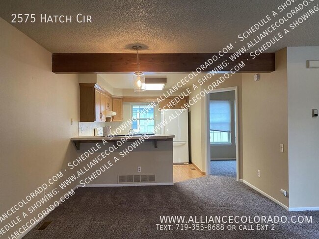 Building Photo - 2575 Hatch Cir