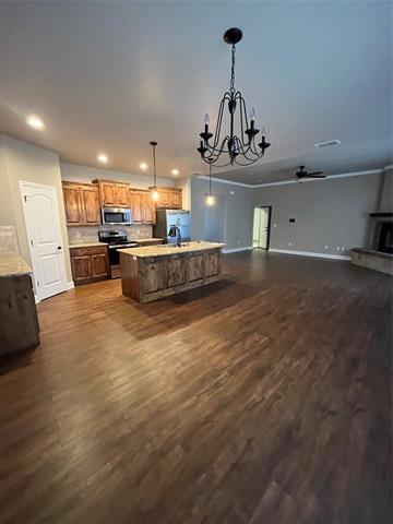 Foto del edificio - 7414 Morning Glory