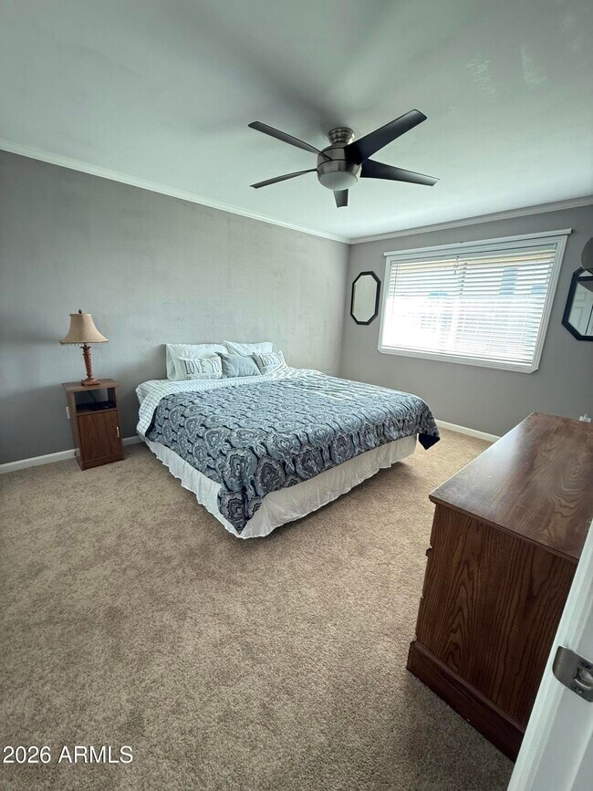 Foto del edificio - 10659 W Tropicana Cir