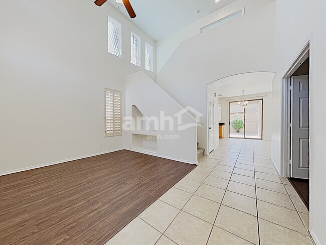 Foto del edificio - 7231 E Northridge St