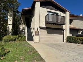 Building Photo - 680 Floral Dr