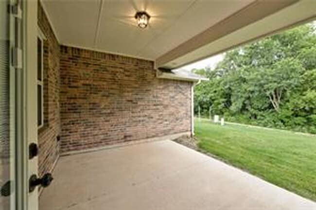 Building Photo - For Lease in Moore, Newer Home in Edgewate...