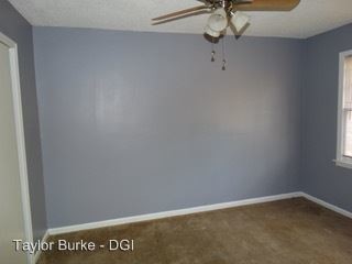 Building Photo - 2 br, 1.5 bath House - 1904 Lyle Drive